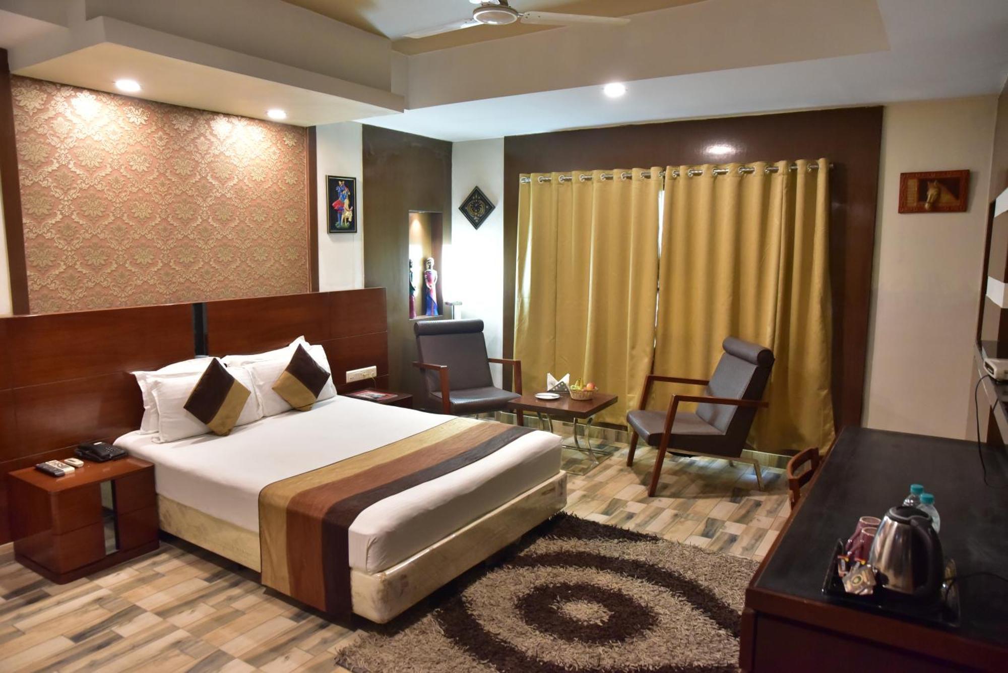 Hotel Ambassador Chocolate Inn Kalyani エクステリア 写真